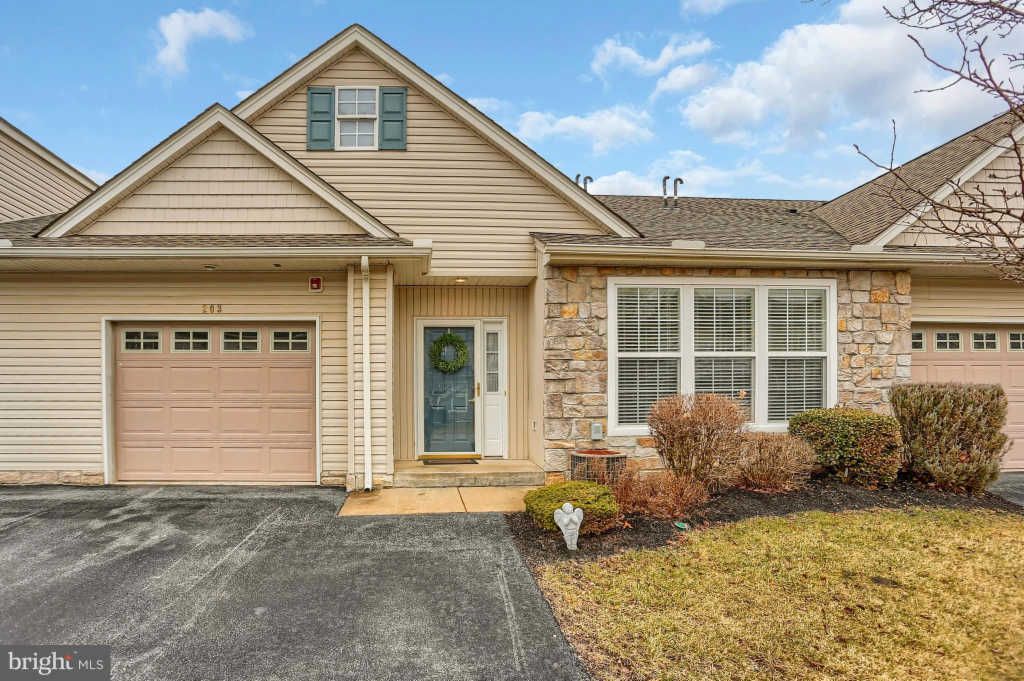 203 Crestview Ln, Stewartstown, PA 17363 Trulia