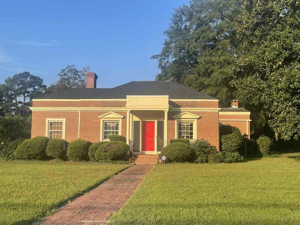116 Coney St, Dublin, GA 31021