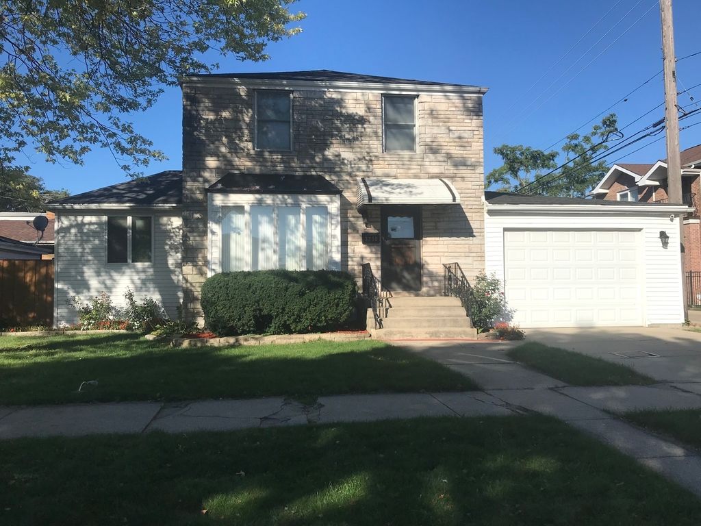 3208 N Page Ave, Chicago, IL 60634