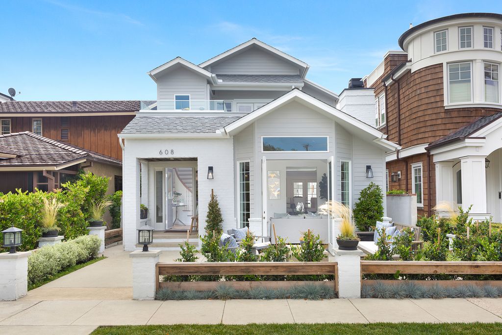 608 Acacia Ave, Corona Del Mar, CA 92625
