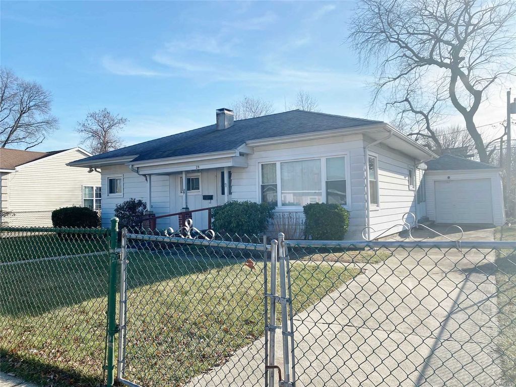 29 Croydon Rd, Amityville, NY 11701 Trulia