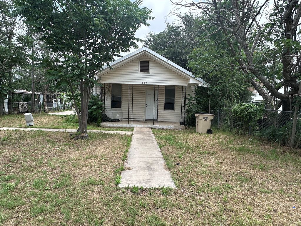 203 S 2nd St, Bangs, TX 76823 MLS 20607875 Trulia