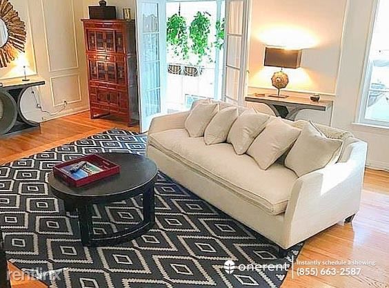 1132 Larrabee St #4, West Hollywood, CA 90069