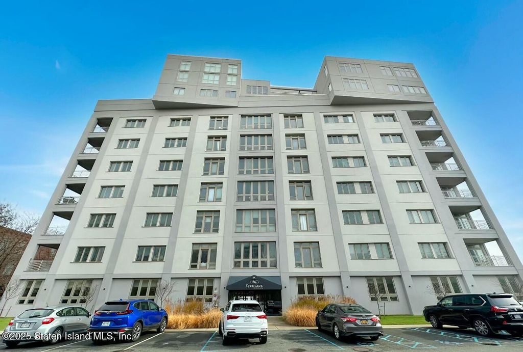 Fly High Indoor Trampoline Park Staten Island Indoor Playground Staten  Island 90 Bay Street Lndg #9C, Staten