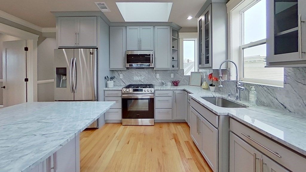 49 Hamilton St #3, Dorchester, MA 02125