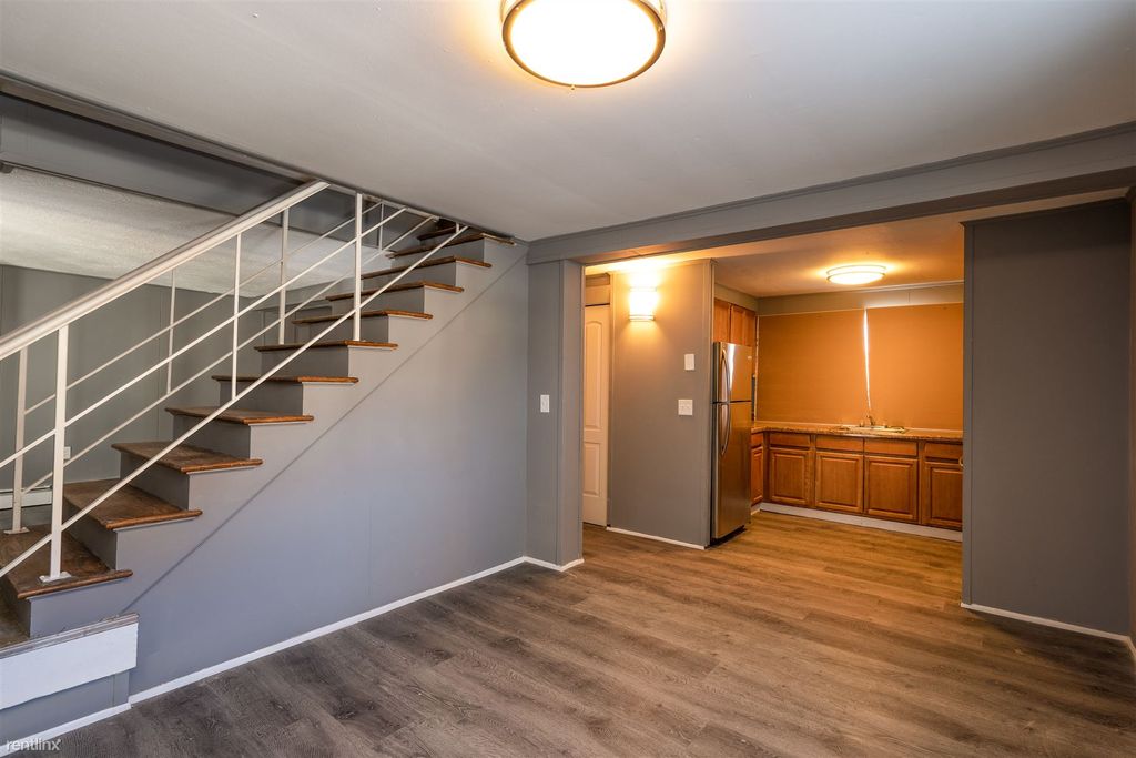 137 Naugatuck St Hartford, CT Trulia