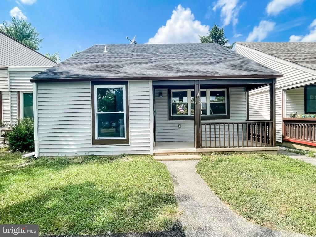 45 Marlborough Ct, New Castle, DE 19720