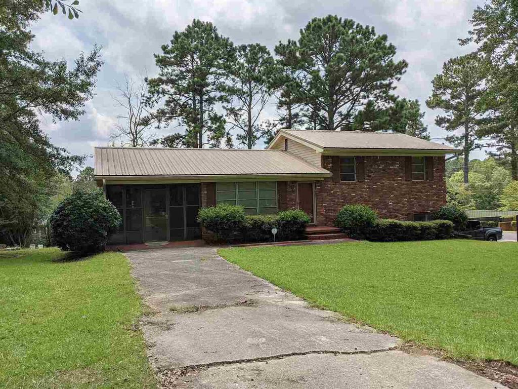 1713 N 2nd St, AL 36863 Trulia