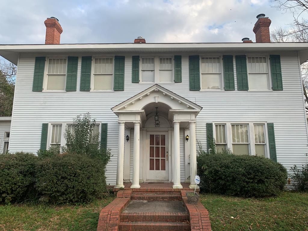 640 E 7th St, Waynesboro, GA 30830