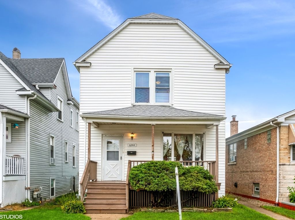 6244 W Newport Ave, Chicago, IL 60634