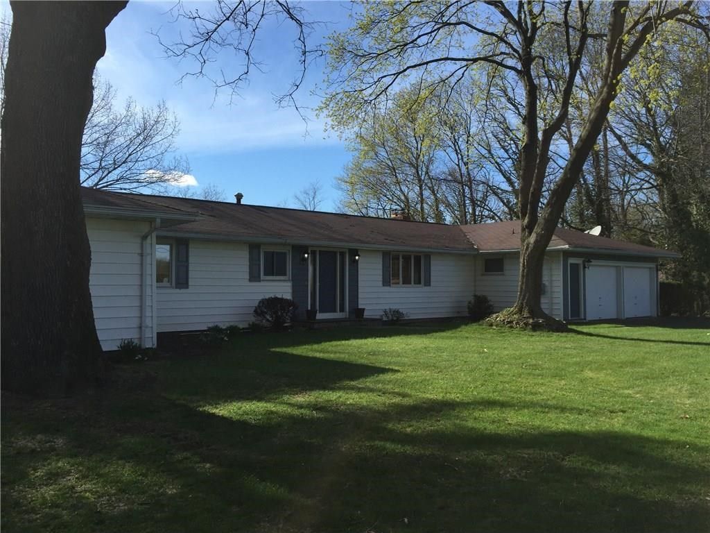 764 Valley View Pkwy, Webster, NY 14580