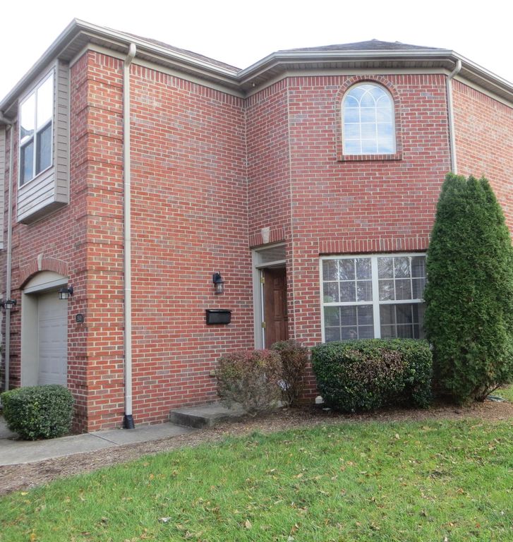 2644 Longleaf Pl, Lexington, KY 40503