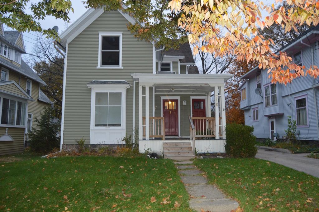 716 W Shiawassee St #1, Lansing, MI 48915