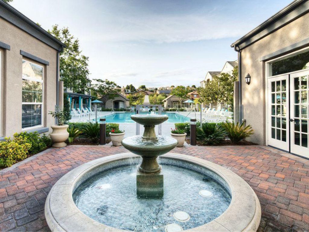 24979 Constitution Ave, Valencia, CA 91381