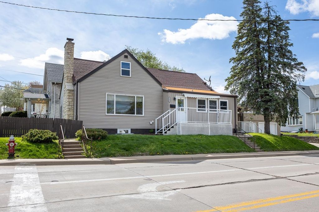 1411 N Grandview Ave, Dubuque, IA 52001 Trulia