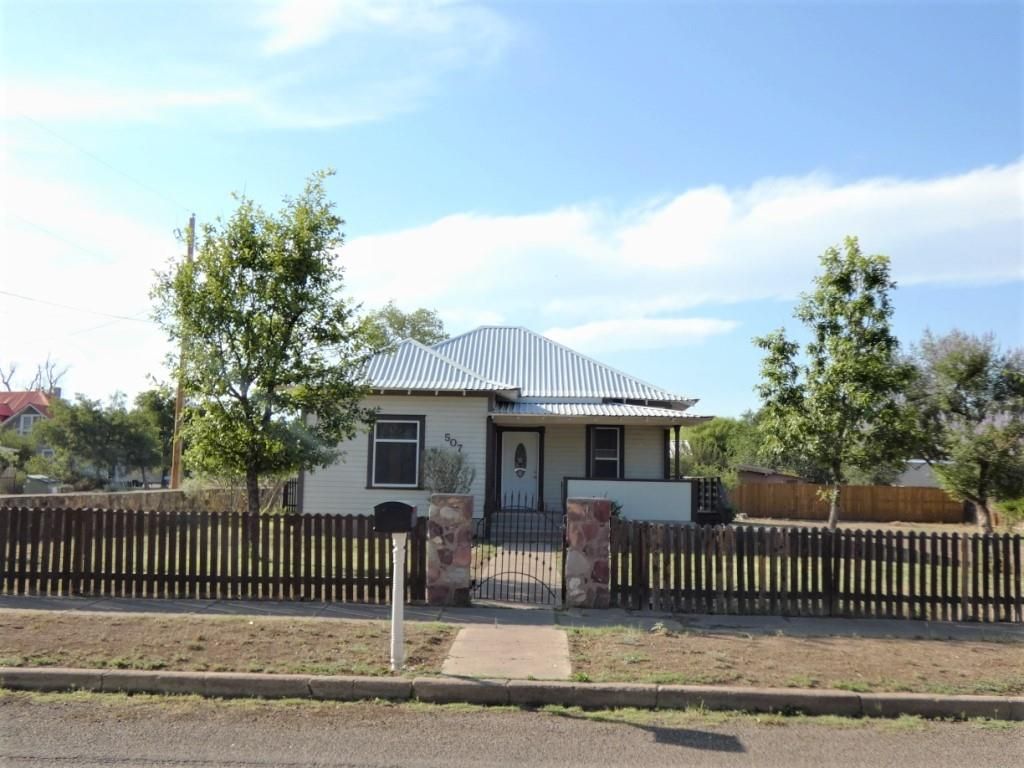 507 W Avenue A, Alpine, TX 79830