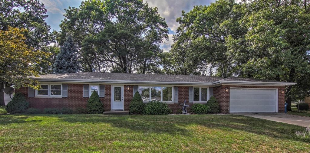 226 Golden Rain St NW, Demotte, IN 46310 Trulia