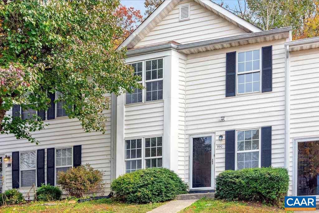 990 Towne Ln, Charlottesville, VA 3 Bed, 3 Bath Townhouse 24 Photos