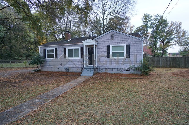 601 Camp Cir, Birmingham, AL 35215