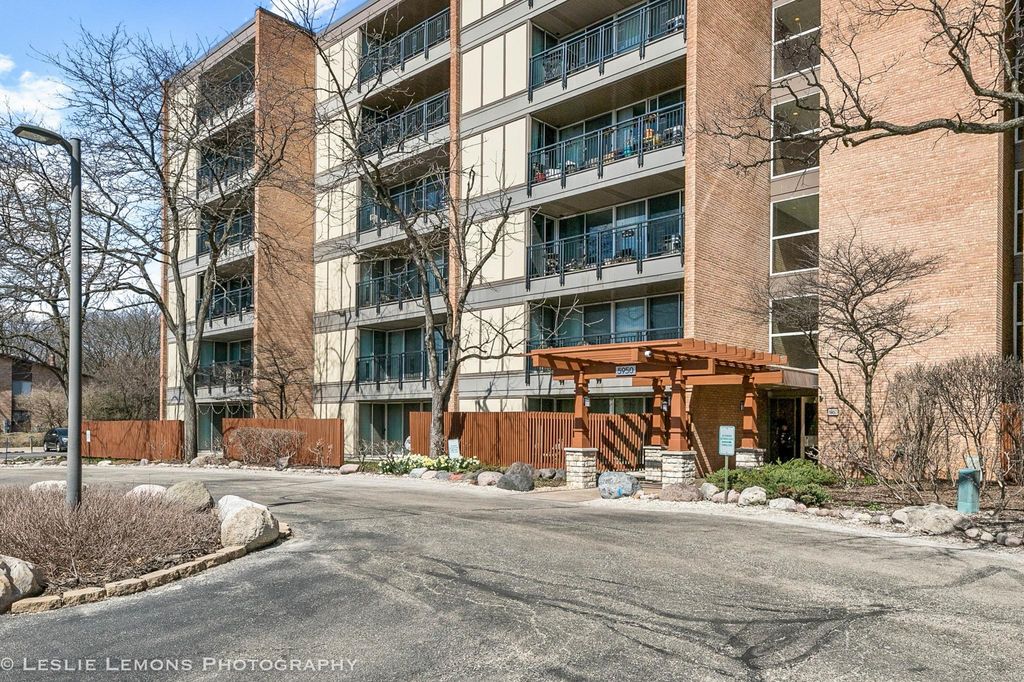 5950 Oakwood Dr 6A Lisle IL 60532 Trulia