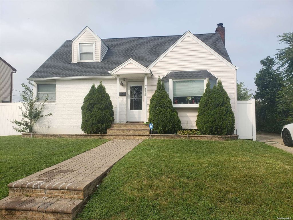 711 Park Avenue, Uniondale, NY 11553 MLS 3337271 Trulia