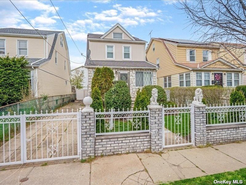 10516 223rd Street, Queens Village, NY 11429 Trulia
