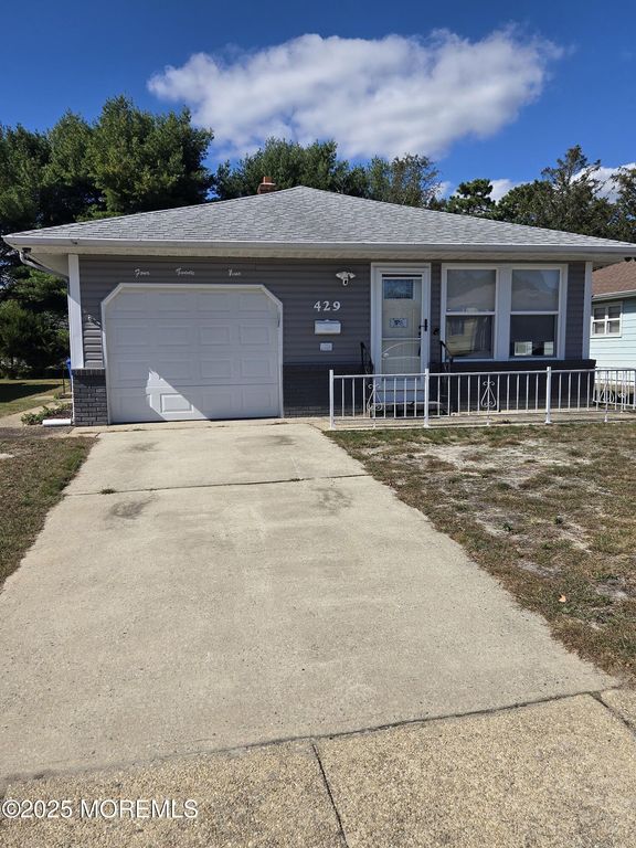 429 Saint Thomas Drive, Toms River, NJ 08757 MLS# 22529982 Trulia