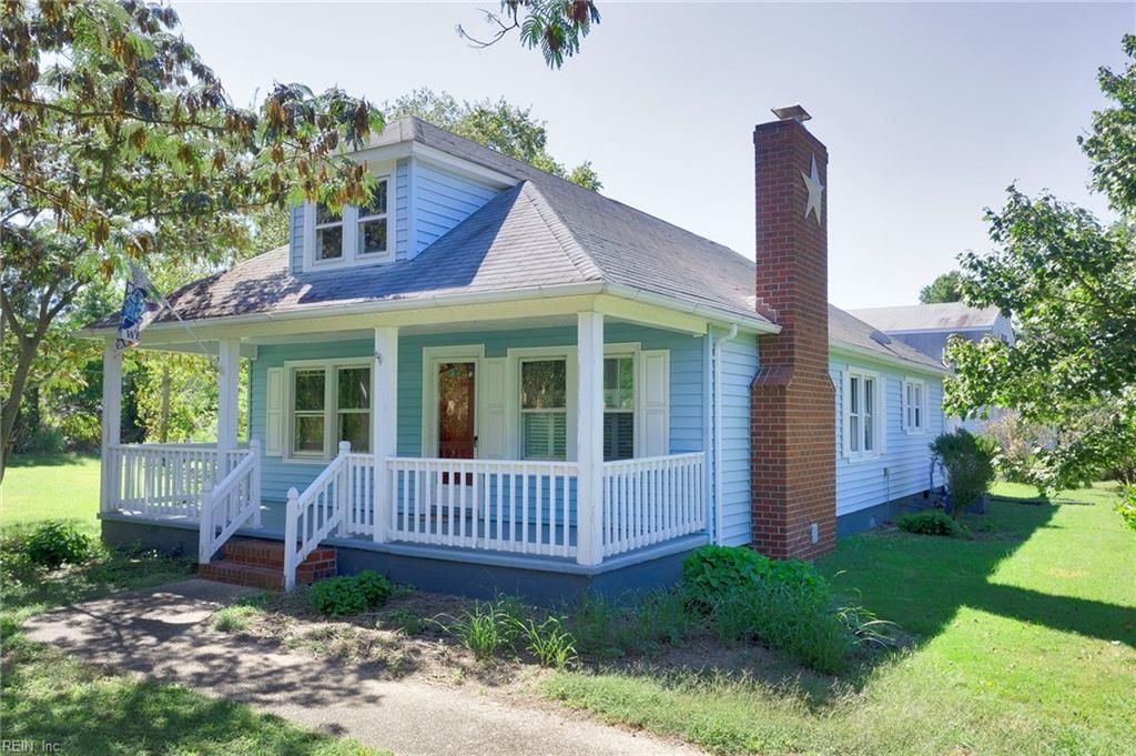 2102 Cooks Landing Rd, Gloucester, VA 23072