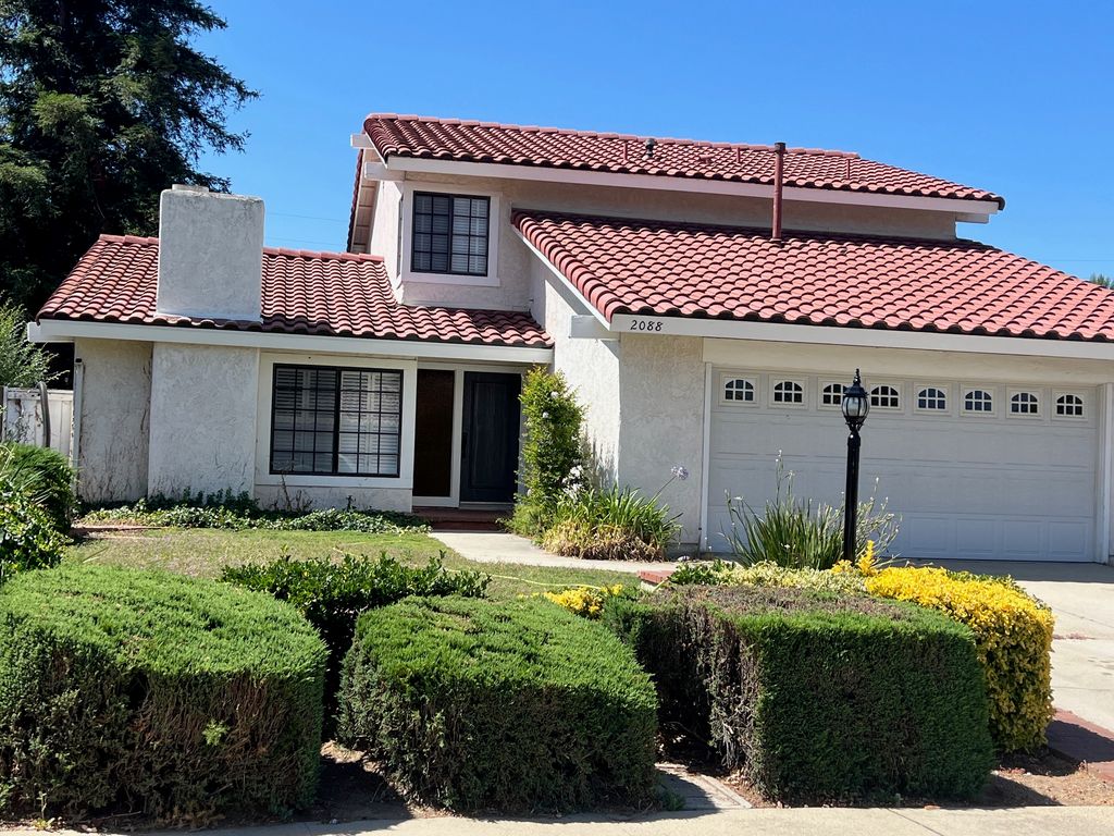 2088 Iron Club Dr, La Verne, CA 91750