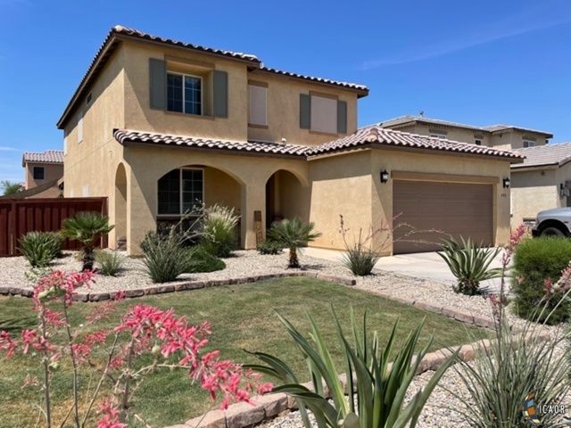 680 Las Lomas St, Imperial, CA 92251