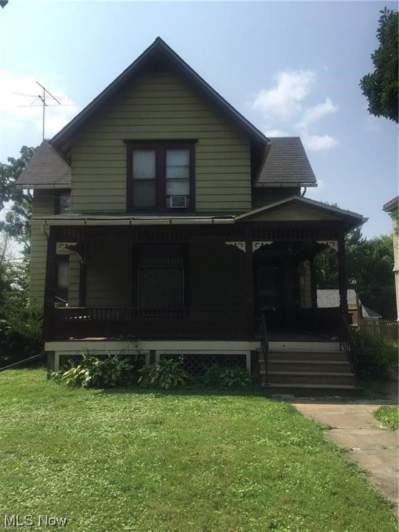 317 West Ave, Elyria, OH 44035
