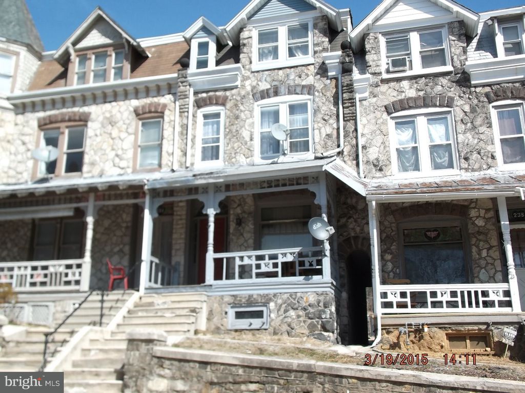 233 Clymer St, Reading, PA 19602
