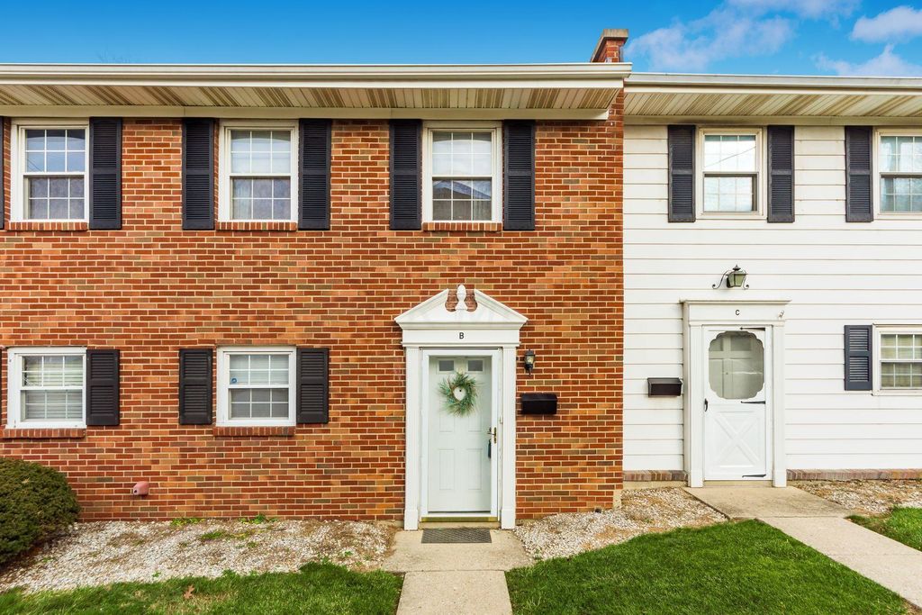 538 S  Otterbein Ave  #2-B, Westerville, OH 43081
