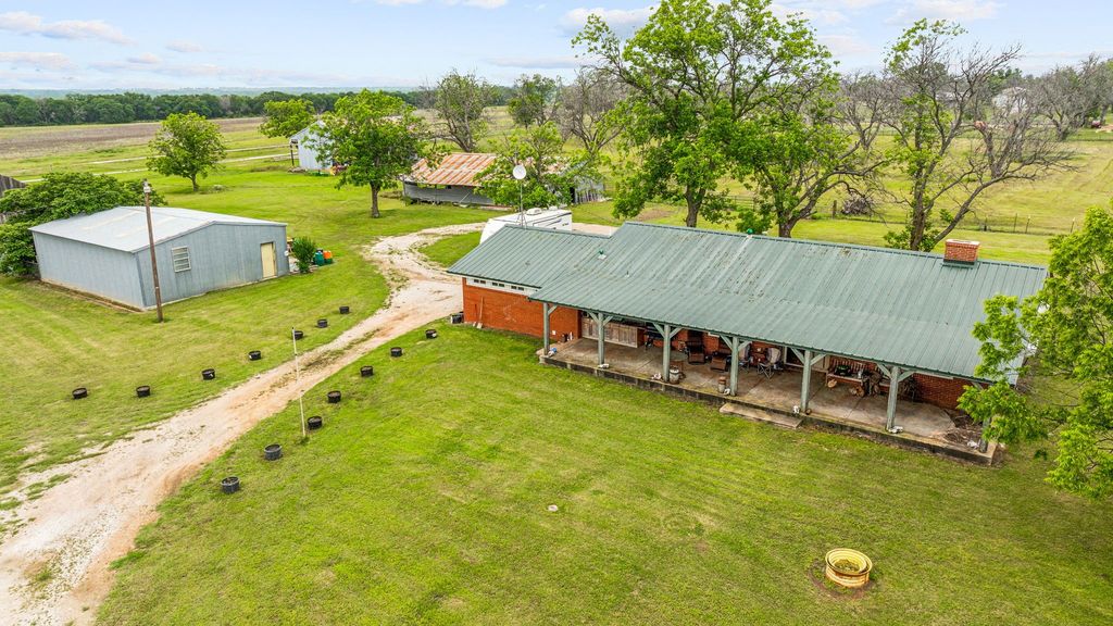 901 County Road 463, De Leon, TX 76444 SingleFamily Home for Sale