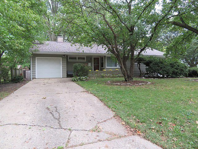 1106 S Lynn St, Champaign, IL 61820