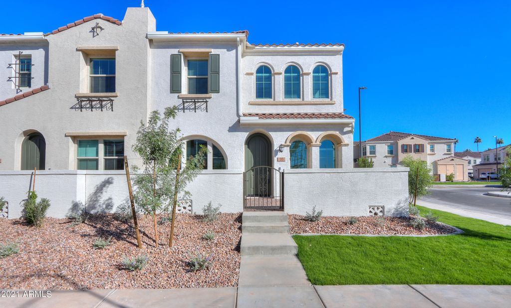 4077 S Sabrina Dr #35, Chandler, AZ 85248