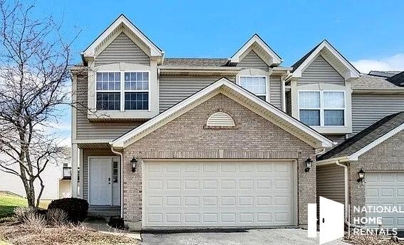 2 Sierra Ct, Lake In The Hills, IL 60156