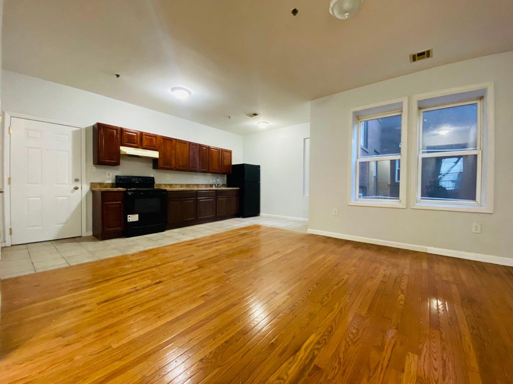 79 Tillinghast St B4, Newark, NJ 07108 Trulia