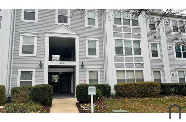 2701 Leaf Drop Ct #9-18, Silver Spring, MD 20906
