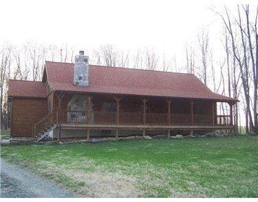 55 Burrows Rd, West Middlesex, PA 16159