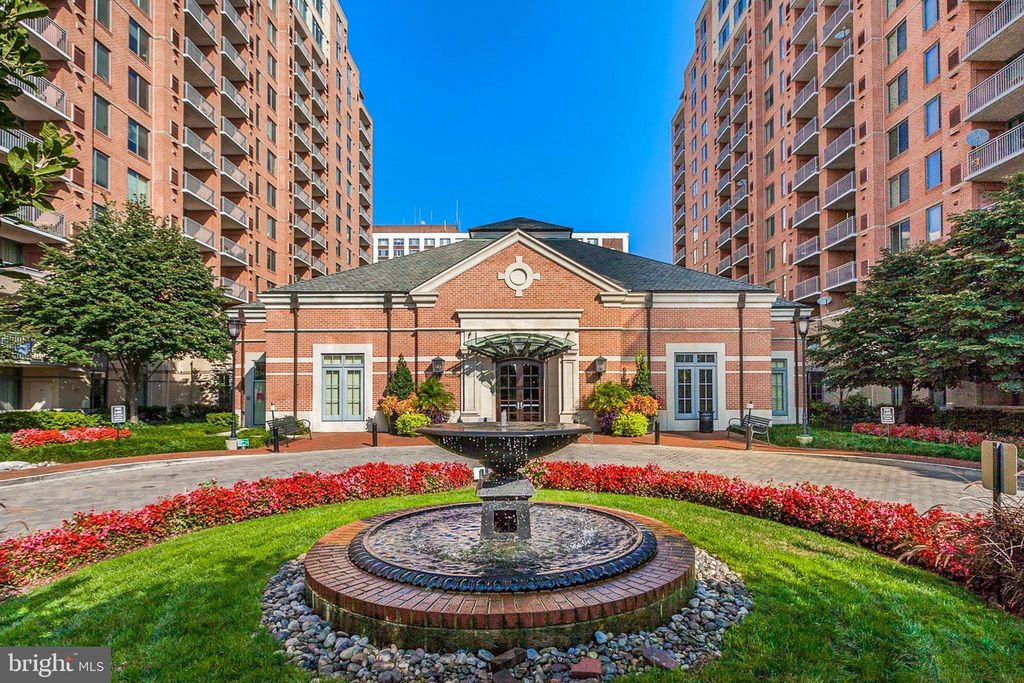 11710 Old Georgetown Rd #809, North Bethesda, MD 20852
