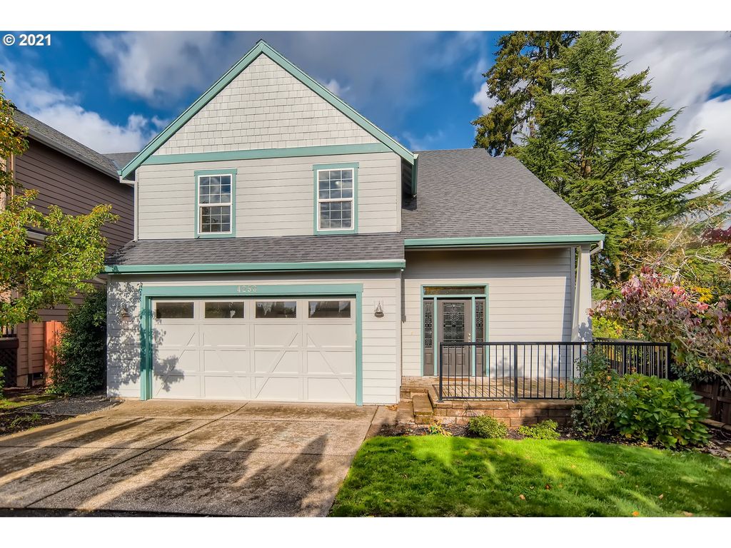 4253 Sussex St, West Linn, OR 97068