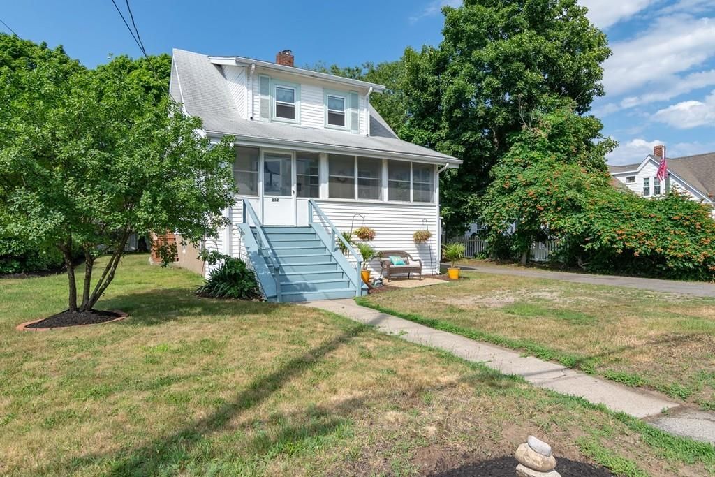 232 Park Ave, Weymouth, MA 2 Bed, 1 Bath SingleFamily Home 21 Photos Trulia
