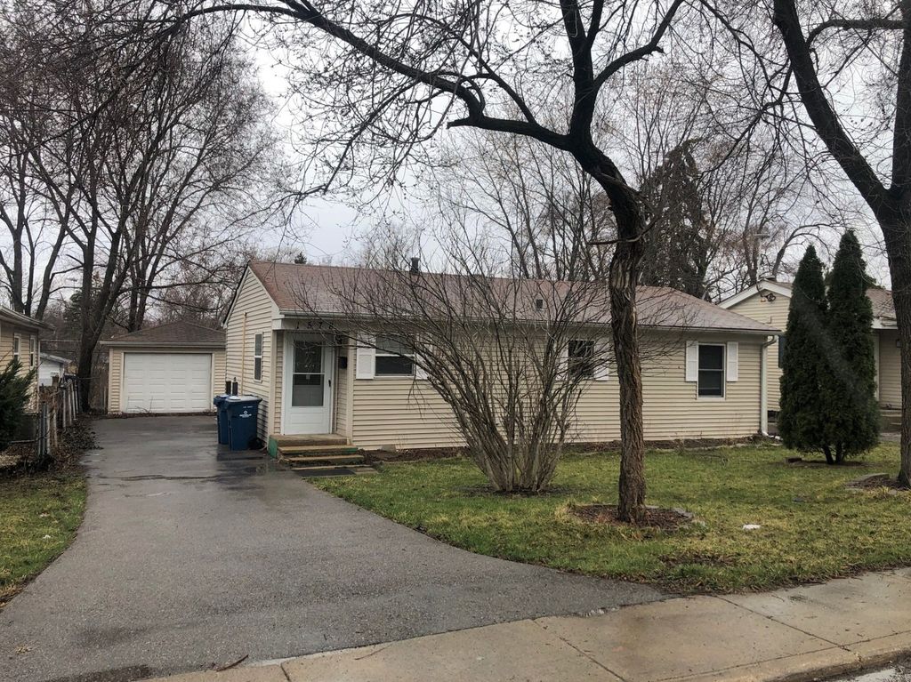 1578 Highland Ave, Glendale Heights, IL 60139