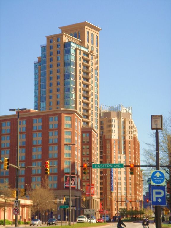 675 President St #1704, Baltimore, MD 21202
