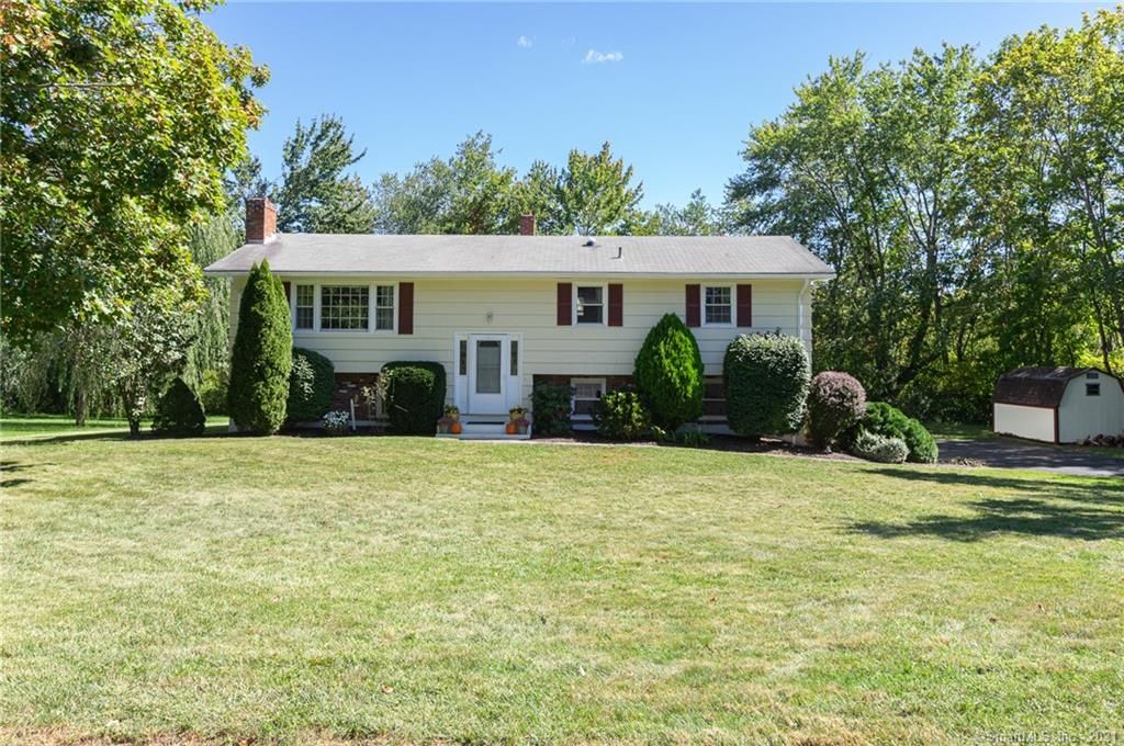53 Milo Dr, Branford, CT 06405