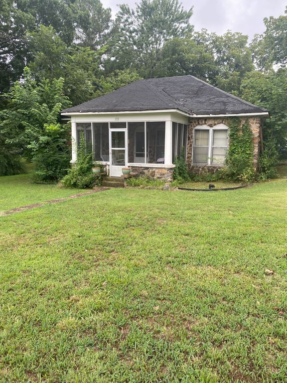 1711 W Pyburn St, Pocahontas, AR 72455
