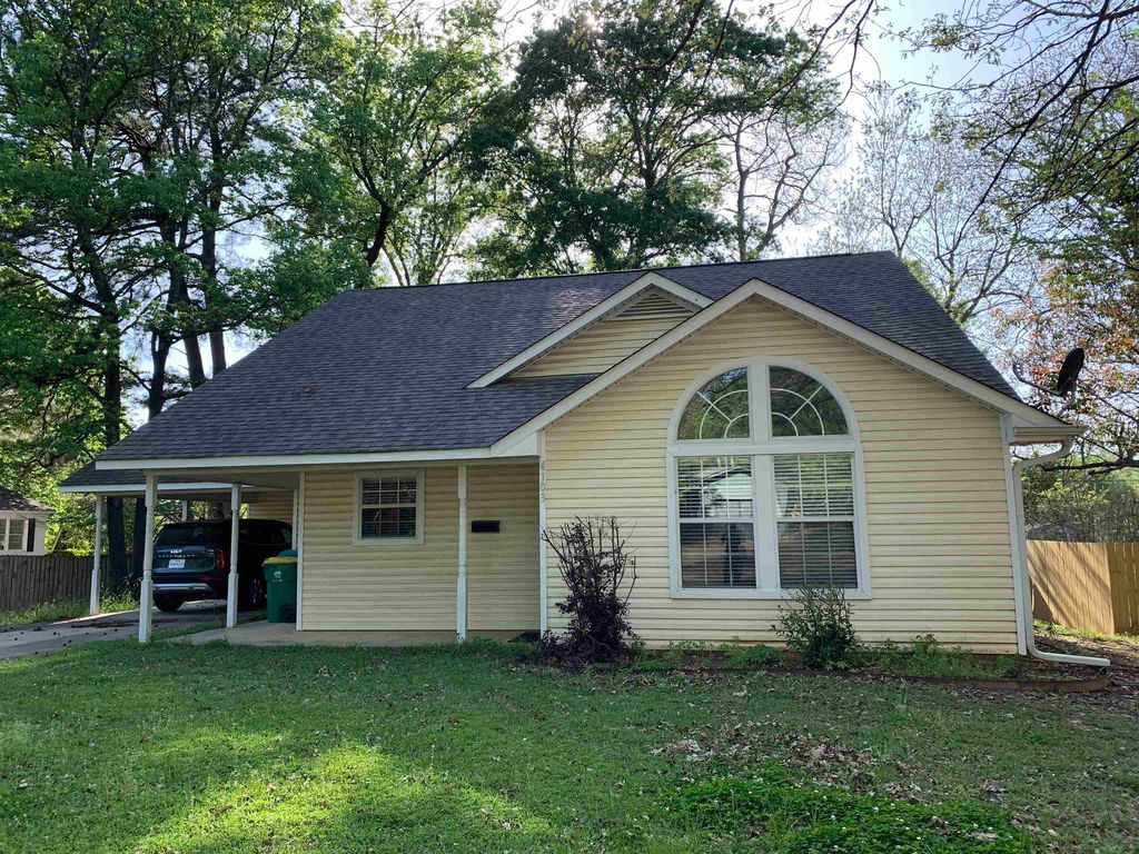 4103 Pine St, Texarkana, TX 75503