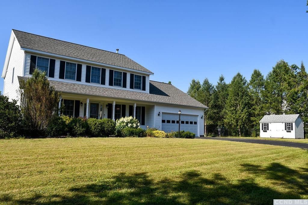 98 Blossom Ln, Valatie, NY 12184