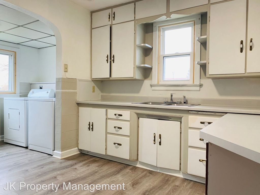 1706 Colorado Ave, Black Eagle, MT 59414 Trulia